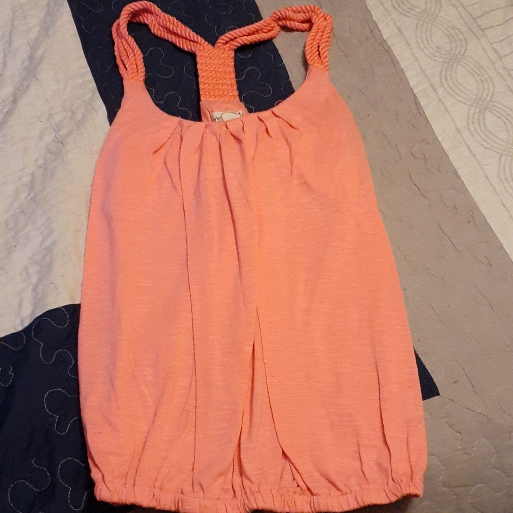 Pink summer shirt with rope straps